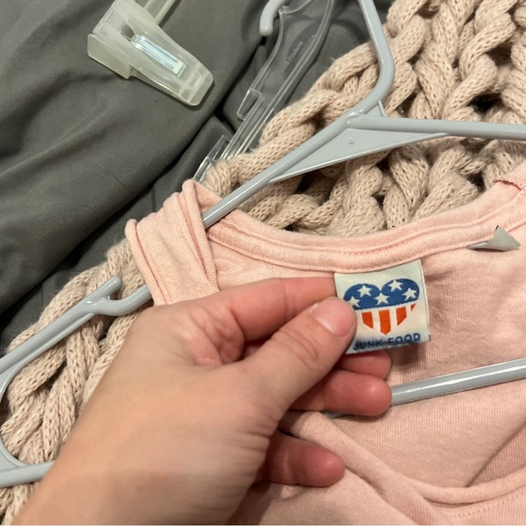 Junk Food Womens Pink Wonder Woman I Run Everything Tank Womens XS 100% Cotton - Picture 7 of 8